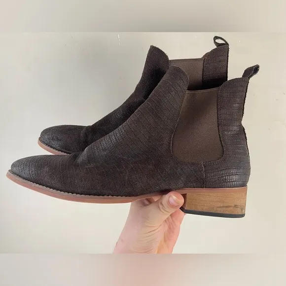 STEVE MADDEN Men's PATERSON BROWN SUEDE BOOTS Western Shoes 11 M Chelsea