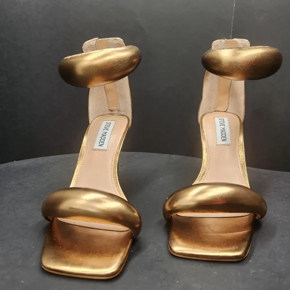Steve Madden Partay sandals women's 6M golden puff padded ankle strap new $116