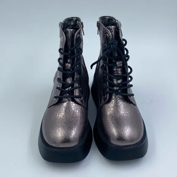 Steve Madden pink crackle combat boots junior size 3