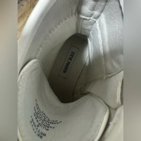 Steve Madden Rubber Platform Bettyy CombatBoots - White Size 8