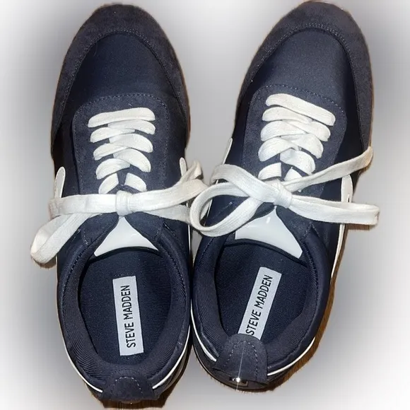 Steve Madden Rueben blue &amp; white platform sneakers – NWOT