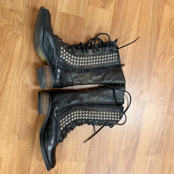 Steve Madden Tropador Combat Boots 6.5 Studded Biker Leather Lace Zip Up Black