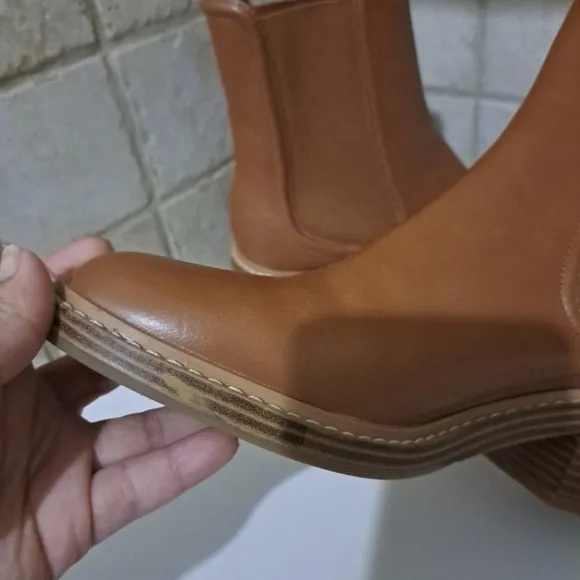 Steven Steve Madden Chelsea Boots Size 9.5