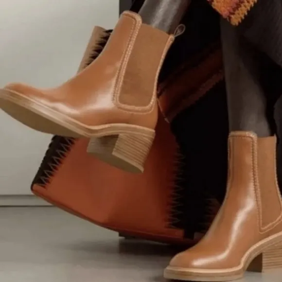 Steven Steve Madden Chelsea Boots Size 9.5