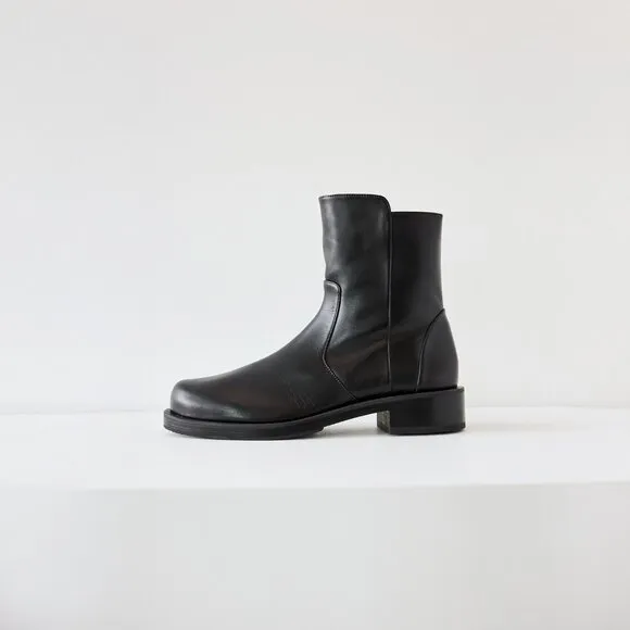 Stuart Weitzman 5050 Bold Ankle Boots Calfskin Black Size EU 38 US 7.5 NEW