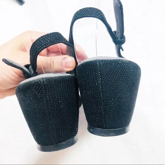 Stuart Weitzman black peep toe wedge sandals sz 8