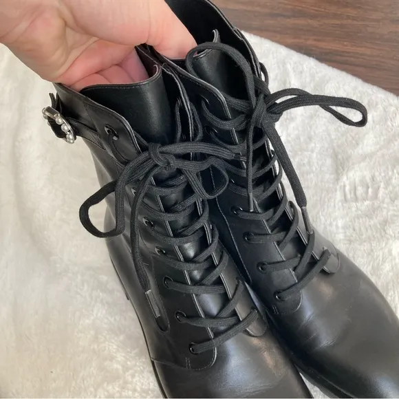 Stuart Weitzman Dazzle leather ankle combat boots pearl accent size 7.5