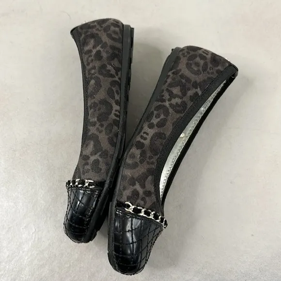 Stuart Weitzman Fannie Quilted Girls Leopard Ballet Flats Chain