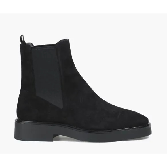 STUART WEITZMAN Henley suede Chelsea boots in Black NWOB Size 9