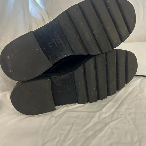 Stuart Weitzman Mila Leathet Combat Boots Great Condition Round Toe Platform