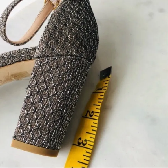 STUART WEITZMAN NEARLYNUDE Metallic Textured Platino Gold Heeled Sandals