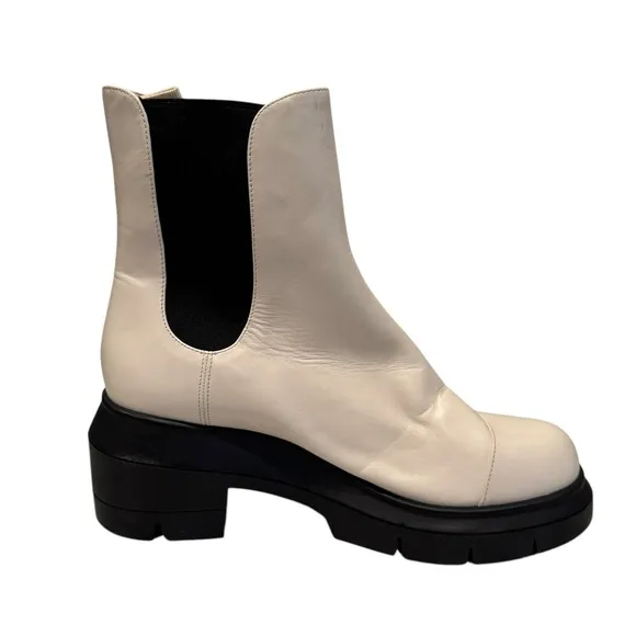Stuart Weitzman Norah Cream Lug Sole Chelsea Boots Size 10 C
