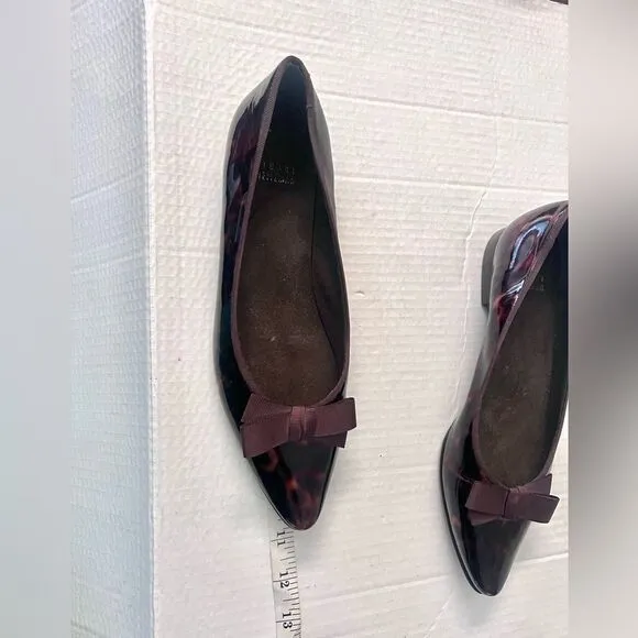 Stuart Weitzman Patent Leather Pointed Toe Tortoise Flats with bow 10 narrow
