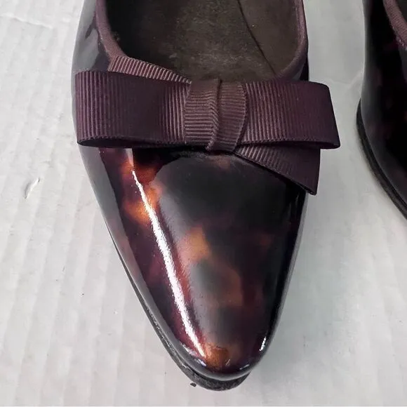 Stuart Weitzman Patent Leather Pointed Toe Tortoise Flats with bow 10 narrow