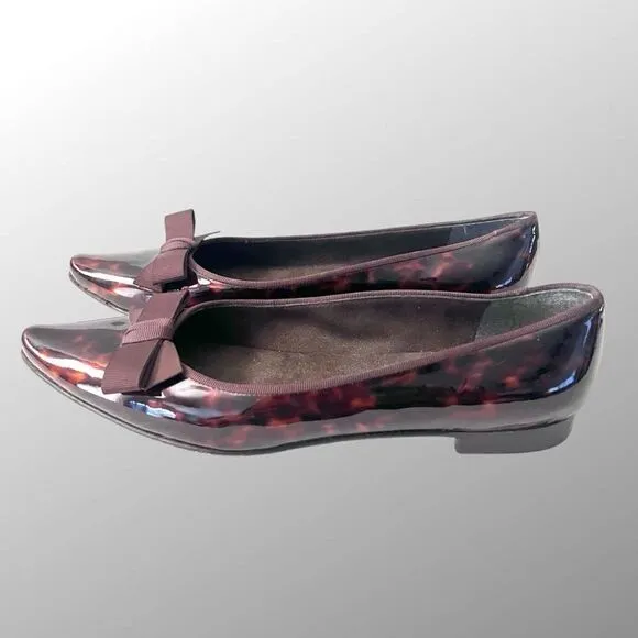 Stuart Weitzman Patent Leather Pointed Toe Tortoise Flats with bow 10 narrow
