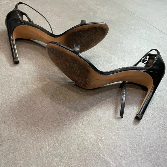 Stuart weitzman sandals