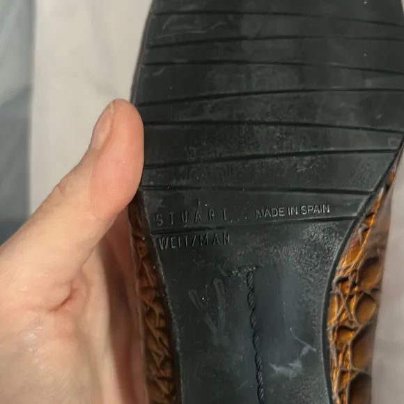 Stuart Weitzman size 7 flats