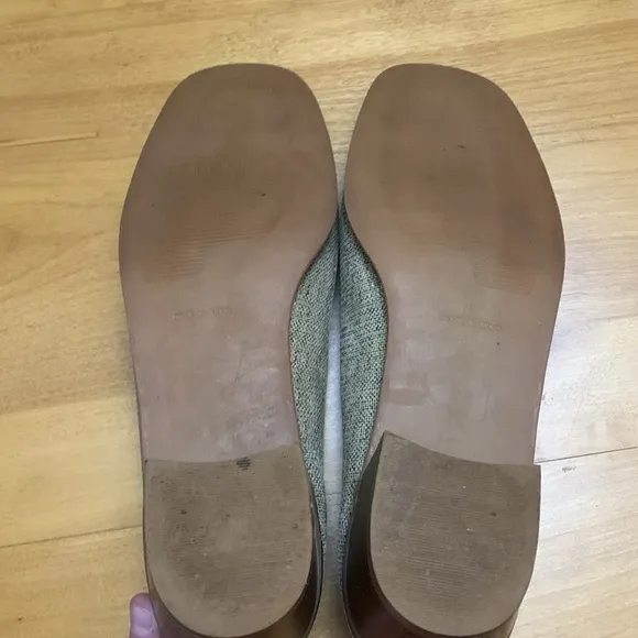 Stuart Weitzman Tassel Leather Gold Tan Loafers stacked heel EUC Womens Size 10B