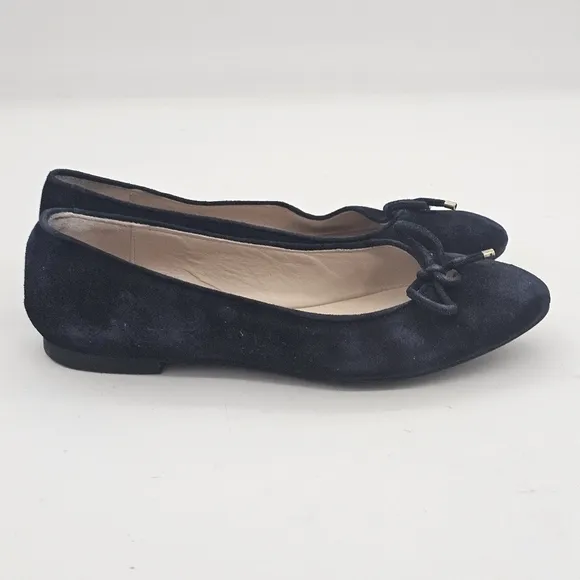 STUART WEITZMAN Womens Ballet Flats Gabby NEW Almond Toe  Slip On Suede 5.5
