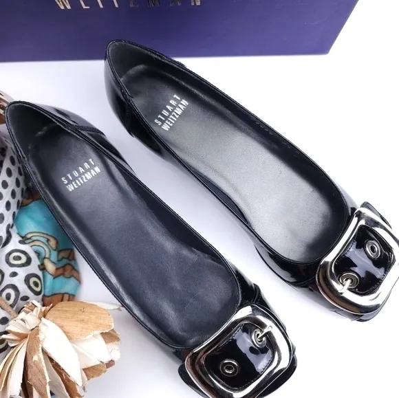 Stuart Weitzman Youngbuck Soft Black Patent Silver Buckle Flats sz 7n