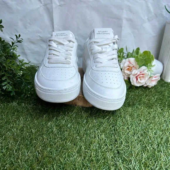 Stuart WeitzmanLeather Courtside Low-Top Sneakers white size 7 new