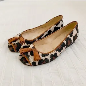 STUART WEITZMAN canvas leopard print flats
