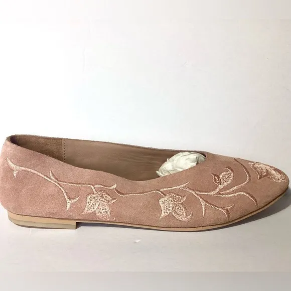 Sundance Huma Blanco Soft Pink Rosebud Embroidered Suede Leather Flats 9 NWOT