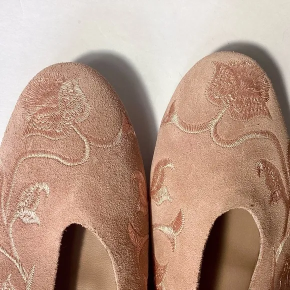 Sundance Huma Blanco Soft Pink Rosebud Embroidered Suede Leather Flats 9 NWOT