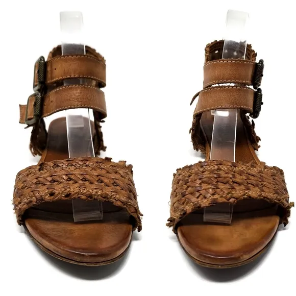 Sundance Woven Lather Ankle Strap Flat Sandals Cognac Brown Women's 7
