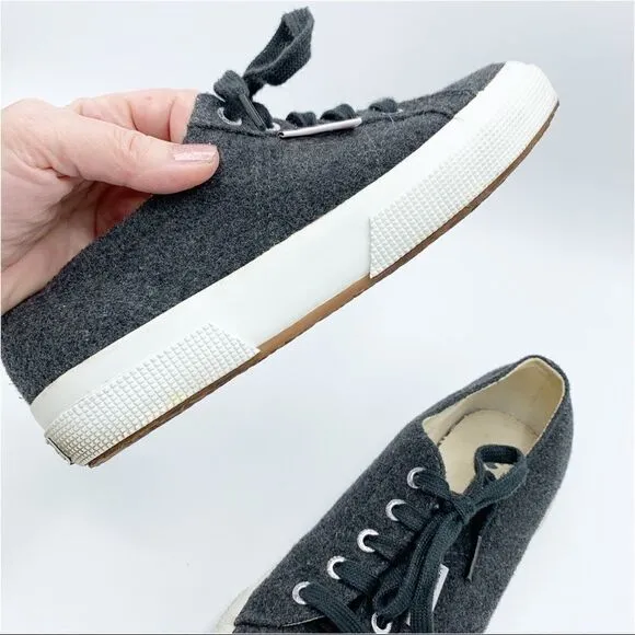 Superga Women's 2750 Grey Wool Low Top Lace-up Sneakers Women’s 7 Men’s 5.5
