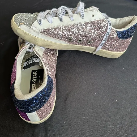 Superstar Colorblock Glitter Low-Top Sneakers