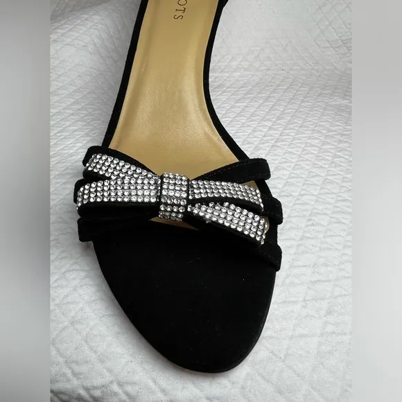 TALBOT’S ERICA ANKLE STRAP SANDALS - SUEDE Size 10.5