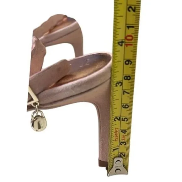 Ted Baker Lillys Nude Pink Suede Strappy Buckle Sandals Heels Size 7 NIB