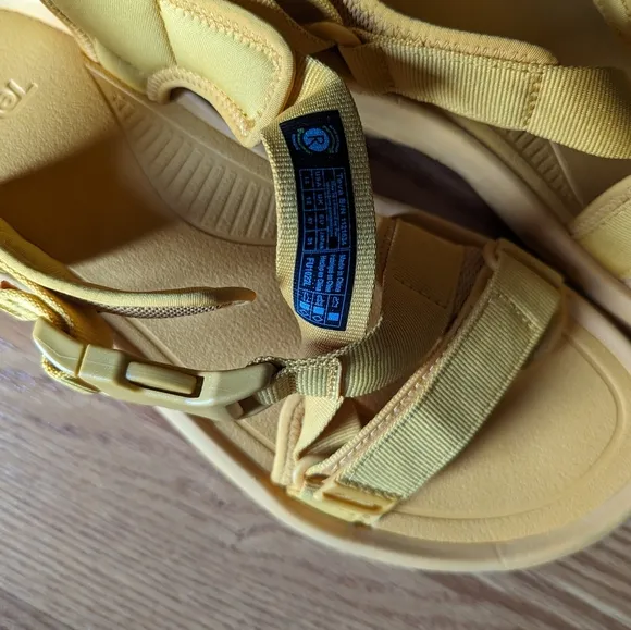 TEVA HURRICAN VERGE STRAP SANDALS