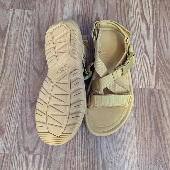 TEVA HURRICAN VERGE STRAP SANDALS