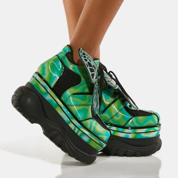 THE TRANFORMED RADIOACTIVE  By The Beat Butterfly Sneakers ( BRAND NEW !!! )