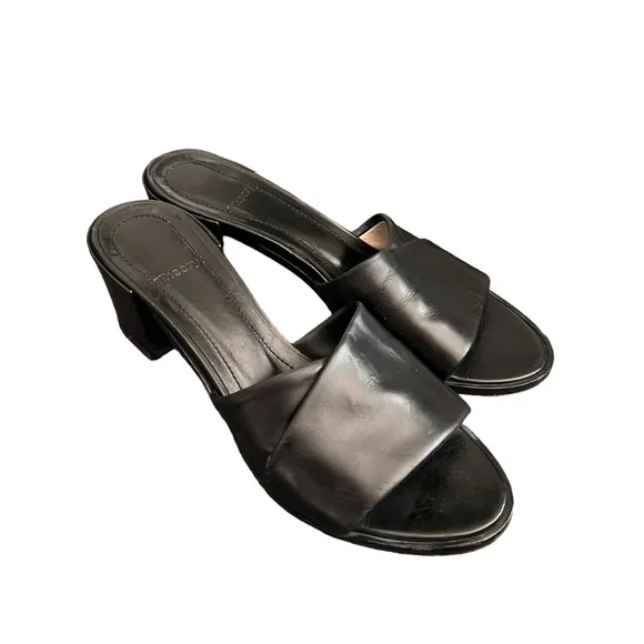 THEORY Black Leather Heeled Sandals