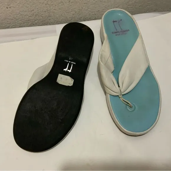 THIERRY RABOTIN white  Soft Leather Flat Slip On Thong Sandals Size 40/9.5
