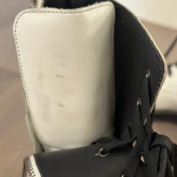 Thursday Boot Co Combat Boots White Black Sz 10 Patent Leather Biker Baddie‎