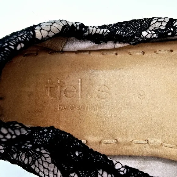Tieks Black Nude Lace Ballet Flats