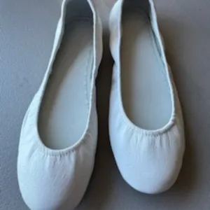 Tieks by Gavrieli White Lotus, Size 12 NEW IN BOX. Never Worn.