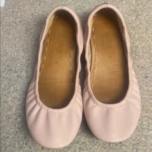 Tieks by Gavriell ballerina pink flats size 6 EUC