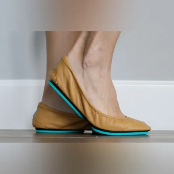 Tieks Camel Flats Size 9