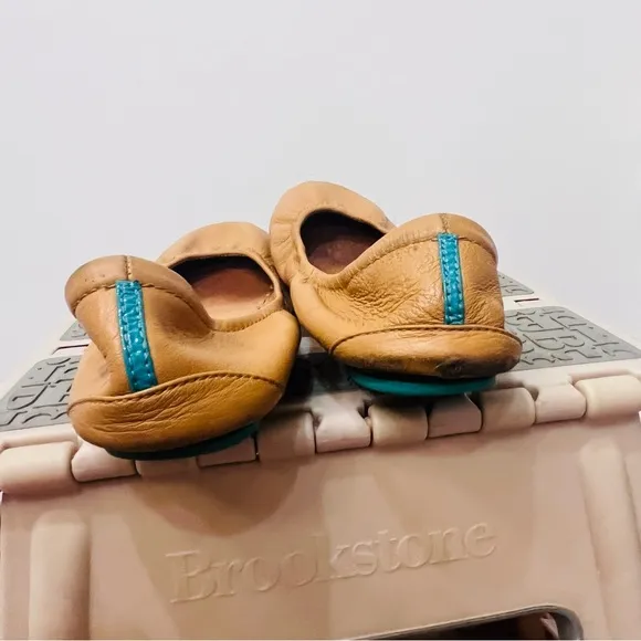 Tieks Camel Flats Size 9