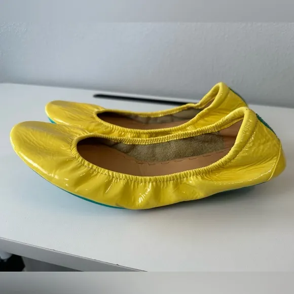 Tieks Lemon Patent Leather flex ballet Flats Women’s size 8 RARE LIMITED