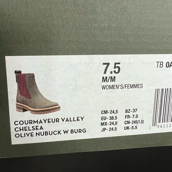 Timberland Courmayeur Valley Chelsea Boots, Olive Nubuck, Size 7.5 New in Box