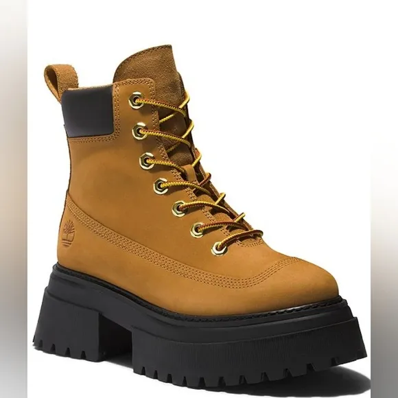 Timberland Sky 6&quot; Lace-Up Lug Sole Platform Boots BNWOB Size 7.5