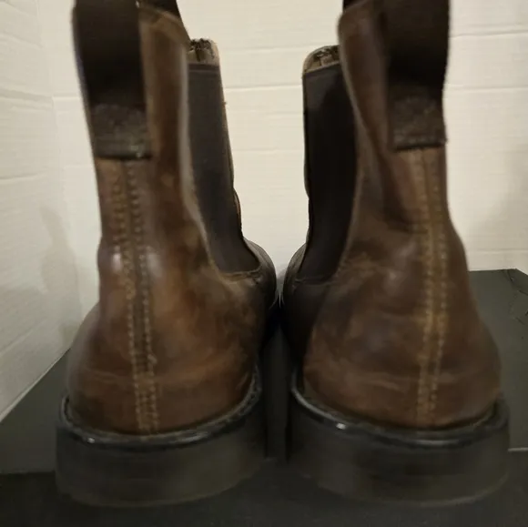 TIMBERLAND TORRANCE CHELSEA BOOTS ANKLE BROWN DISTRESSED PULL ON SIZE 11.5