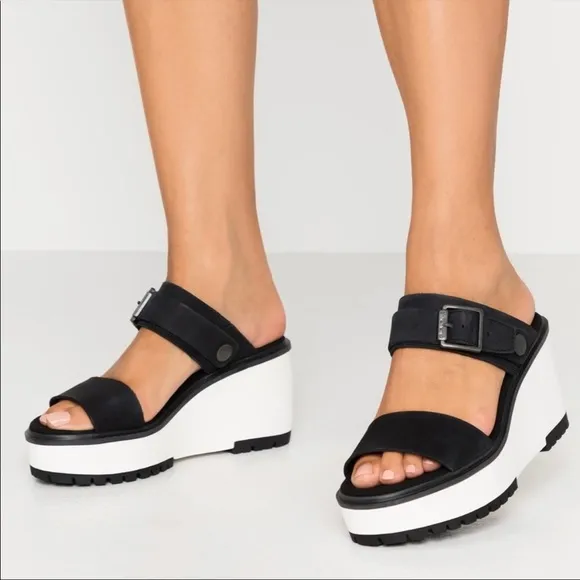 Timberland Women’s Black Koralyn Wedge 2 Band Nubuck Leather Sandals