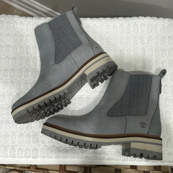 Timberland Women's Gray Chelsea Boots size 9